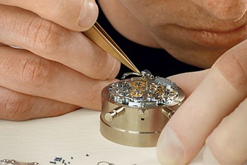 江诗丹顿表售后服务店电话